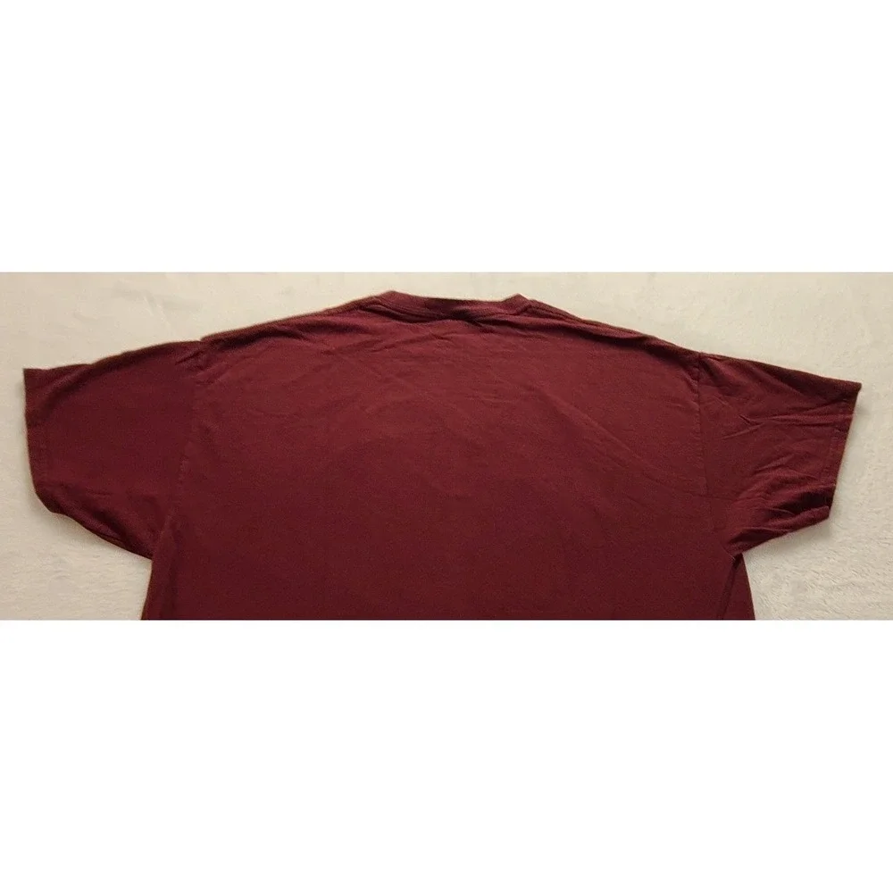 Nike World Tour Graphic‎ T-Shirt Men's XL Maroon Burgundy Short Sleeve Cotton
